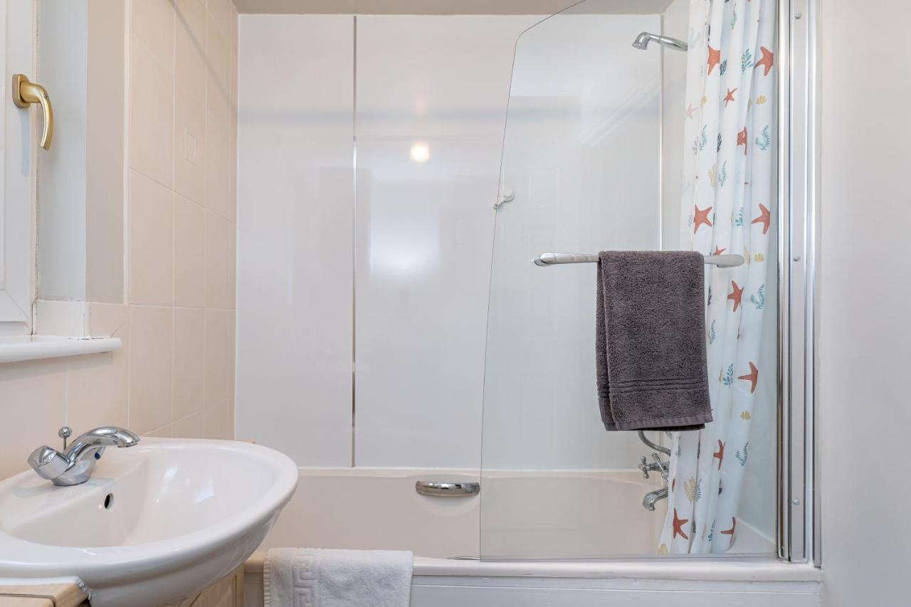 4 Bedroom Townhouse In Стерлинг Экстерьер фото
