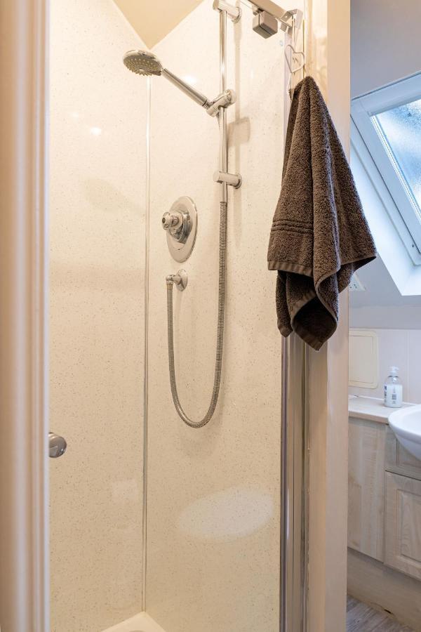 4 Bedroom Townhouse In Стерлинг Экстерьер фото